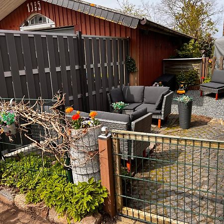 Neue Ferienwohnung Kuestennaehe Mit Terrasse 3Km Zum Strand Osdorf Esterno foto